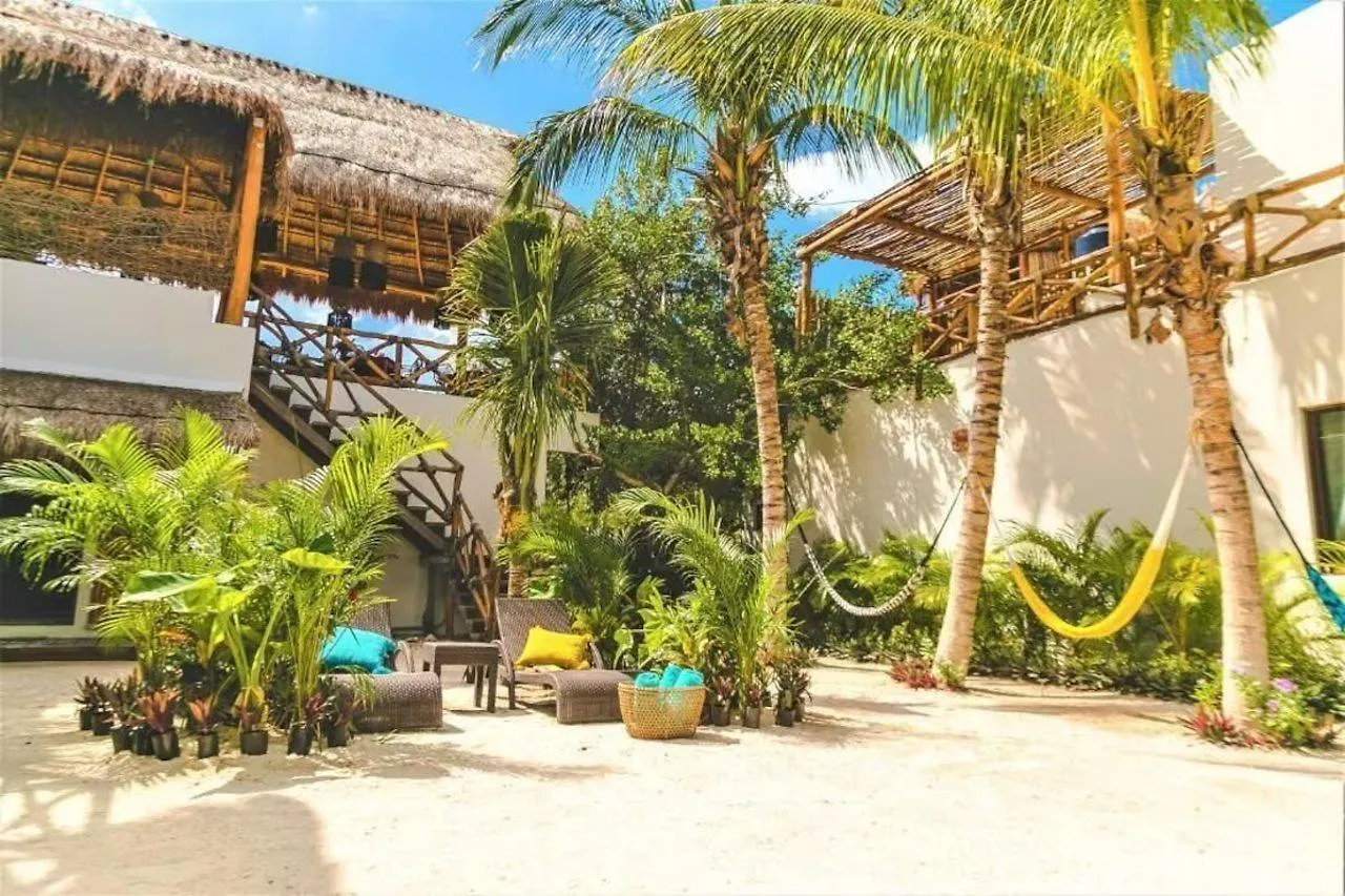 La Puerta Azul Beachfront - Adults Only Isla Holbox Hotel