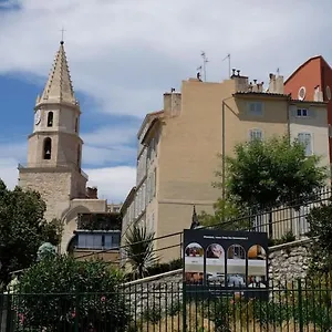 Residhotel Vieux Port 3* Marsylia